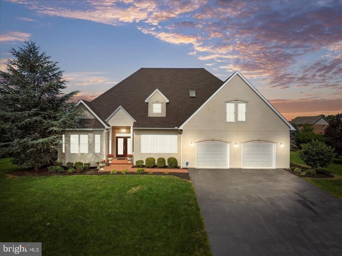 3271 Saint Andrews Dr - Photo 2 of 50