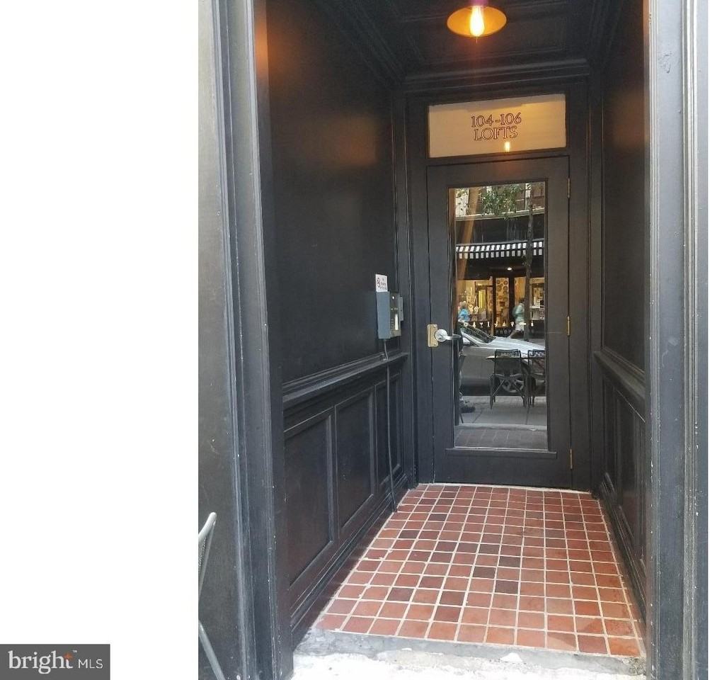 1046 S 13th St Unit 6 #6 - Photo 2 of 25