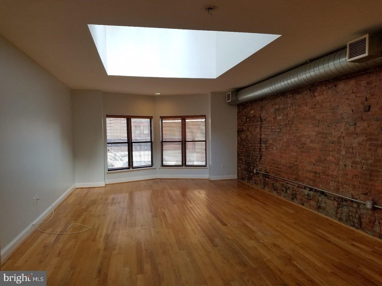 1046 S 13th St Unit 6 #6 - Photo 3 of 25