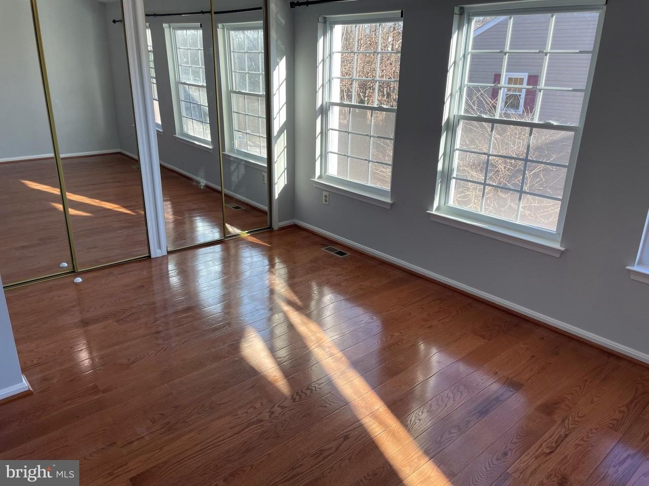 13684 Wildflower Ln - Photo 7 of 35