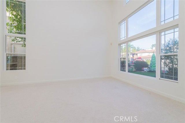 15 Ravensridge - Photo 3 of 8