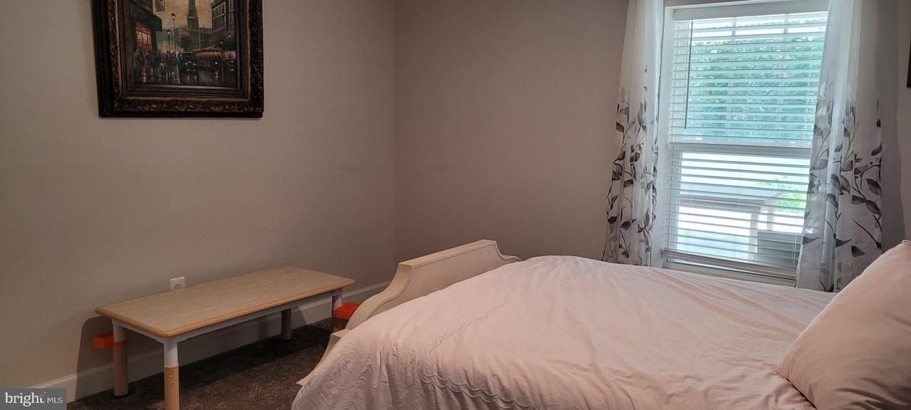 301 Petunia Way - Photo 6 of 10