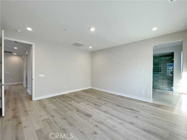 140 Holliston - Photo 3 of 8
