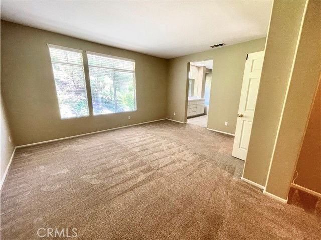 32 Bogey Ln - Photo 3 of 8