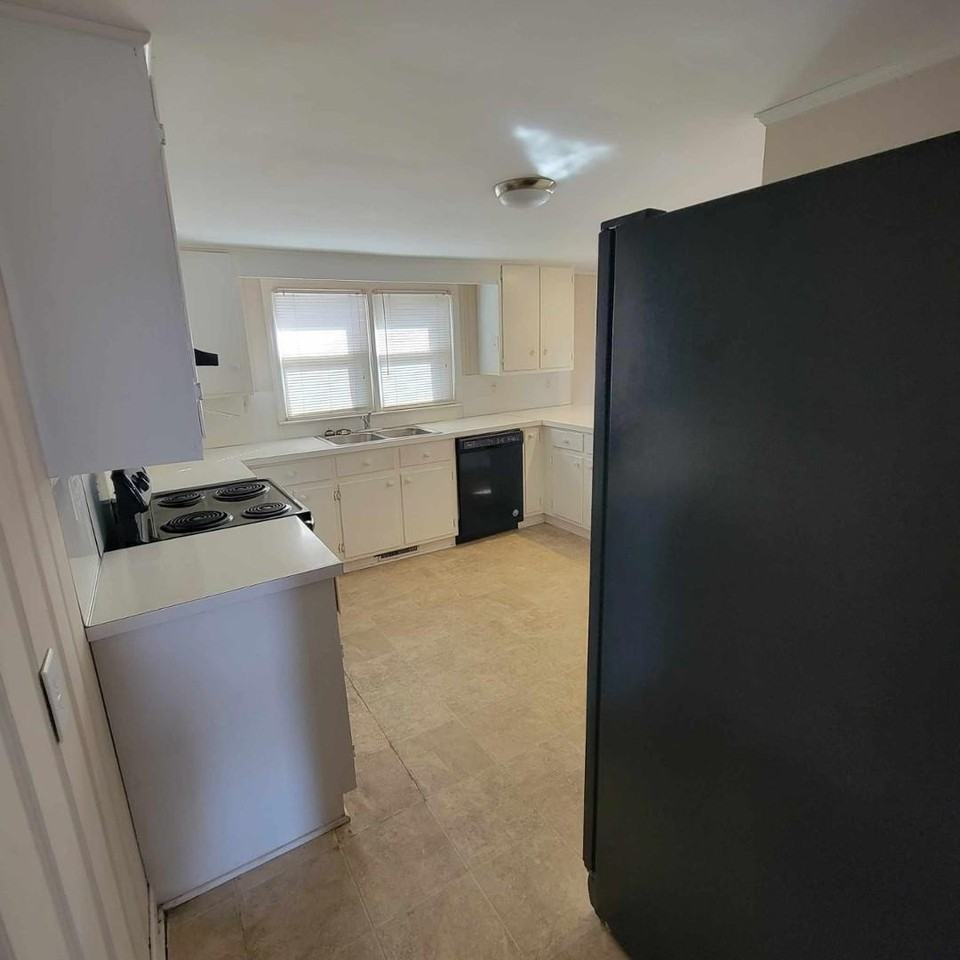 6681 Peele Rd - Photo 6 of 16