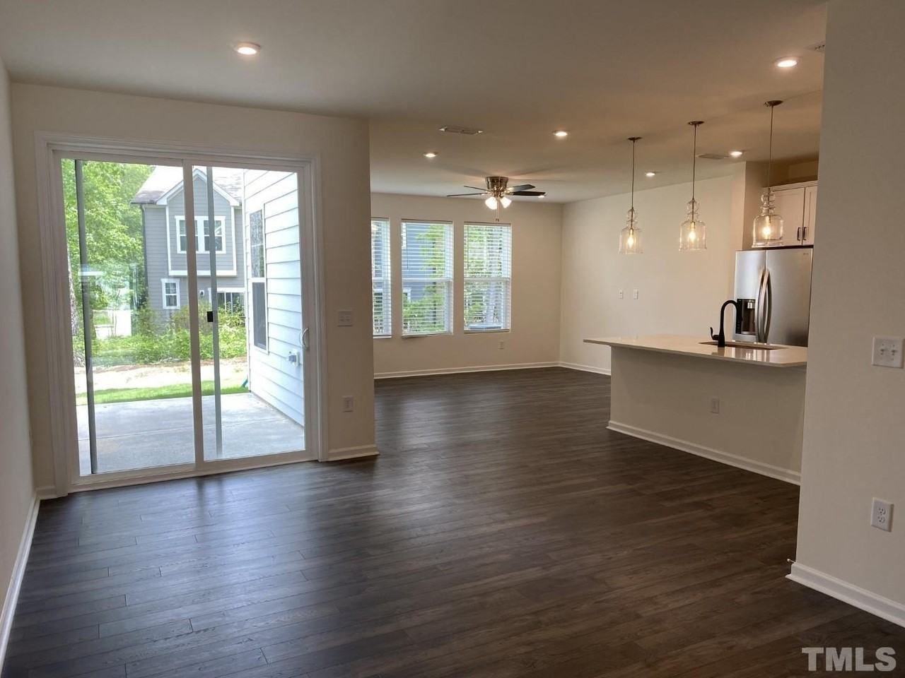 1404 Chipping Dr - Photo 5 of 28