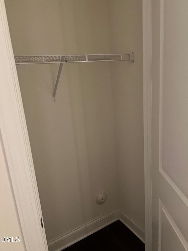 2546 Adams Pond Ln - Photo 7 of 9