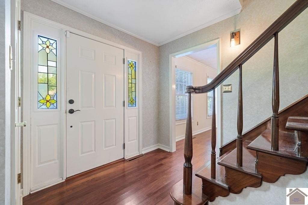 51 Martin Cir - Photo 4 of 47