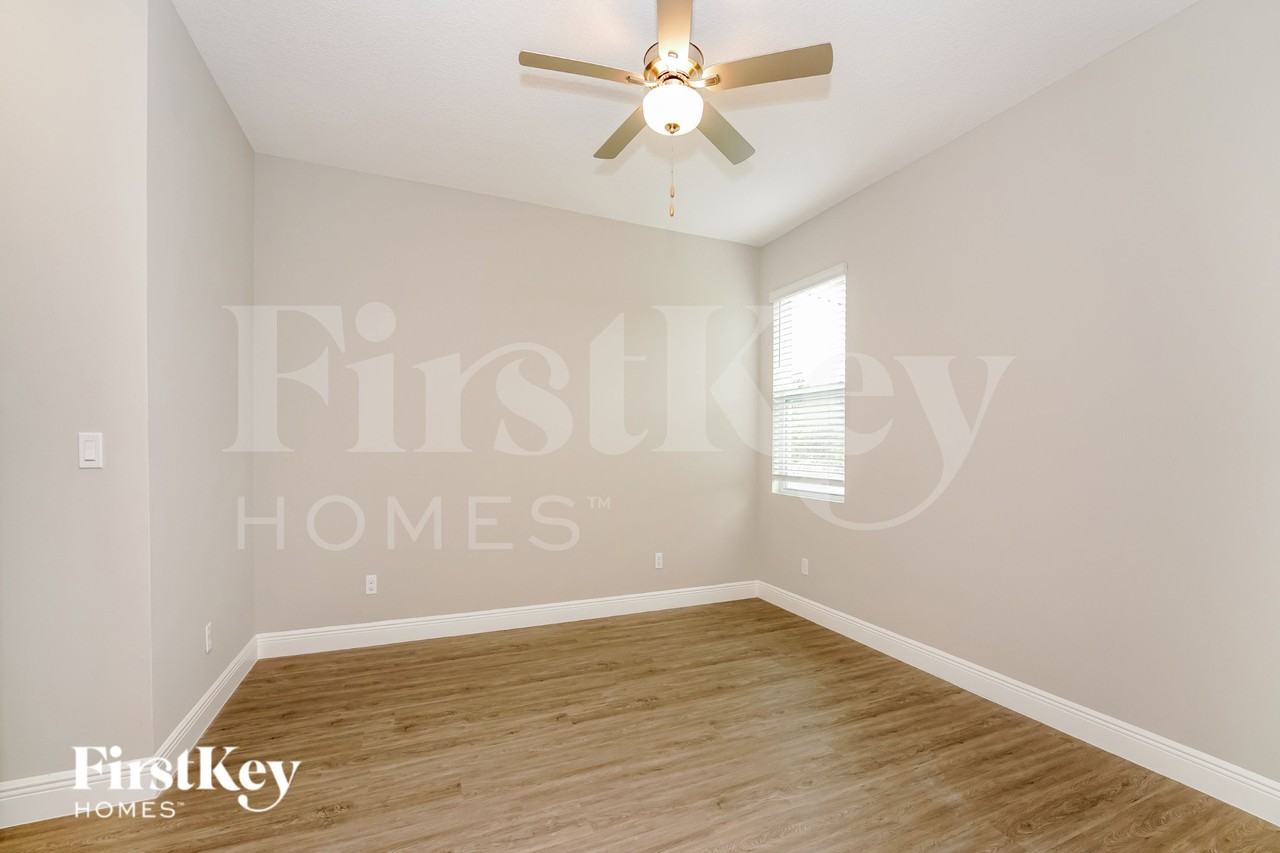 3120 Halsey Ave Se - Photo 7 of 15