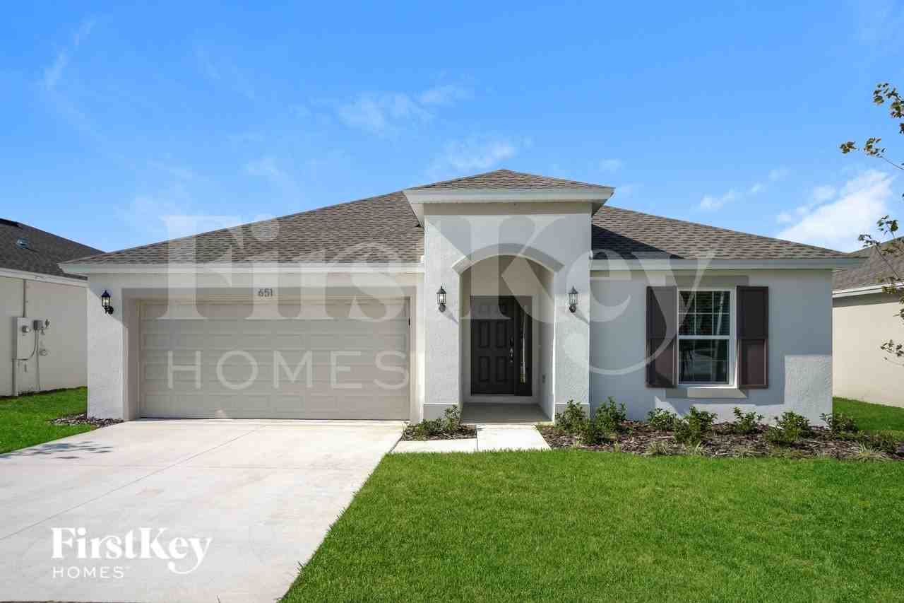 651 Lindbergh Way - Photo 2 of 15