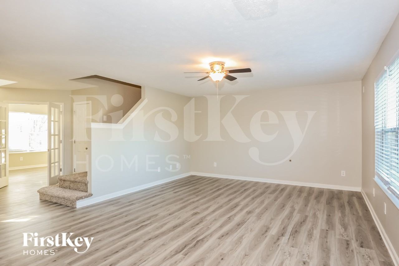 6868 W Odessa Way - Photo 3 of 18