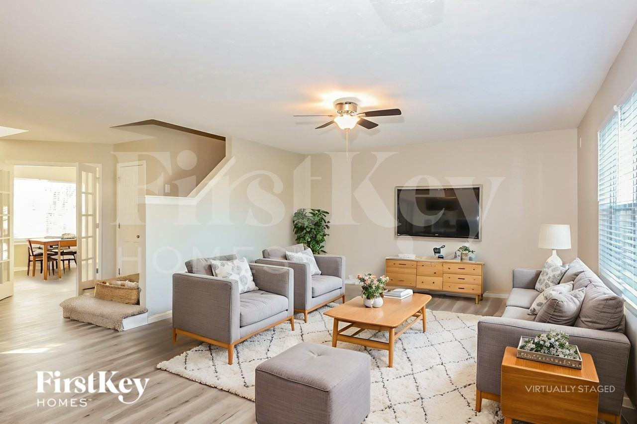 6868 W Odessa Way - Photo 4 of 18