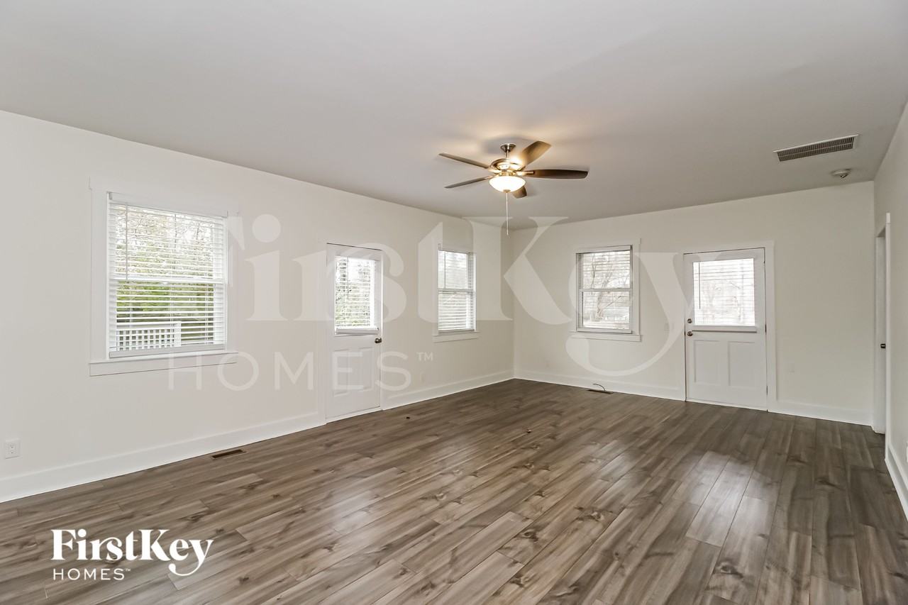 6356 Pine Frost Dr - Photo 2 of 15