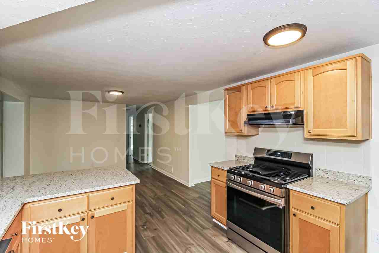 6356 Pine Frost Dr - Photo 4 of 15