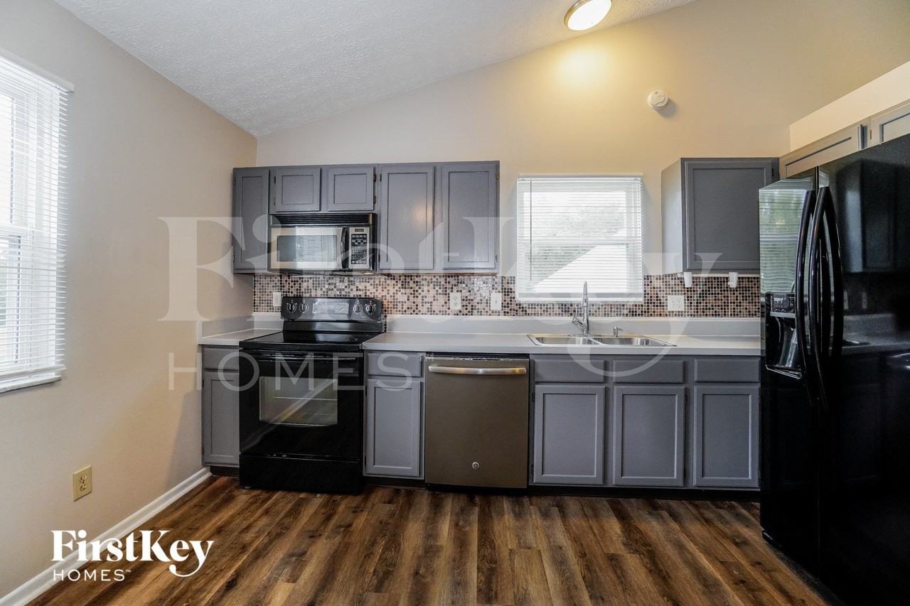 2872 Creith Ct - Photo 5 of 15