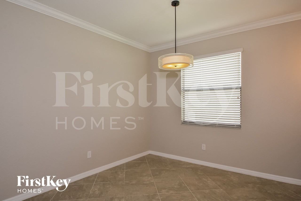 11327 Sweetgrass Dr - Photo 5 of 15