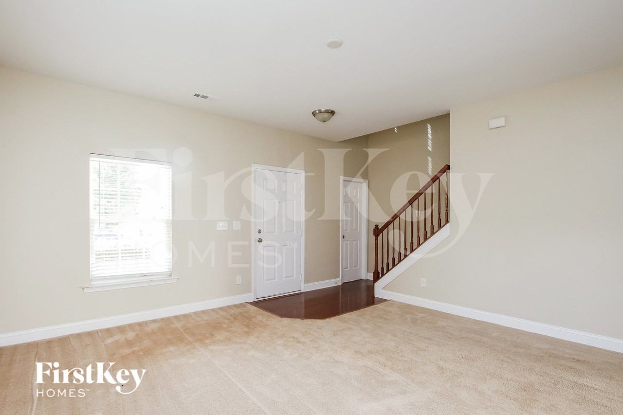 9709 Rocky Ford Club Rd - Photo 3 of 15