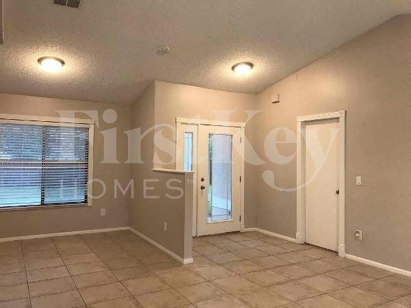 7840 Anbury Ct - Photo 6 of 26