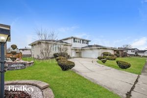 featured image of 744 E 194th St