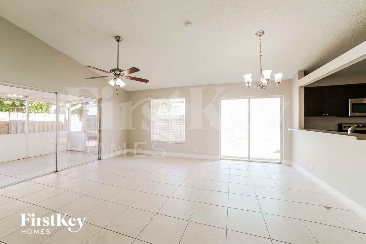 6429 French Angel Ter - Photo 4 of 16