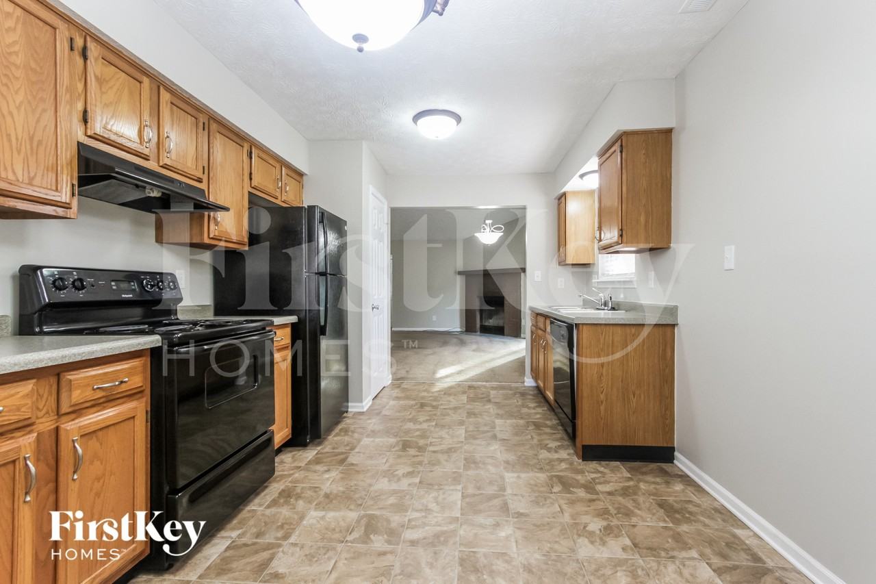 6412 Perry Pines Ct - Photo 6 of 15