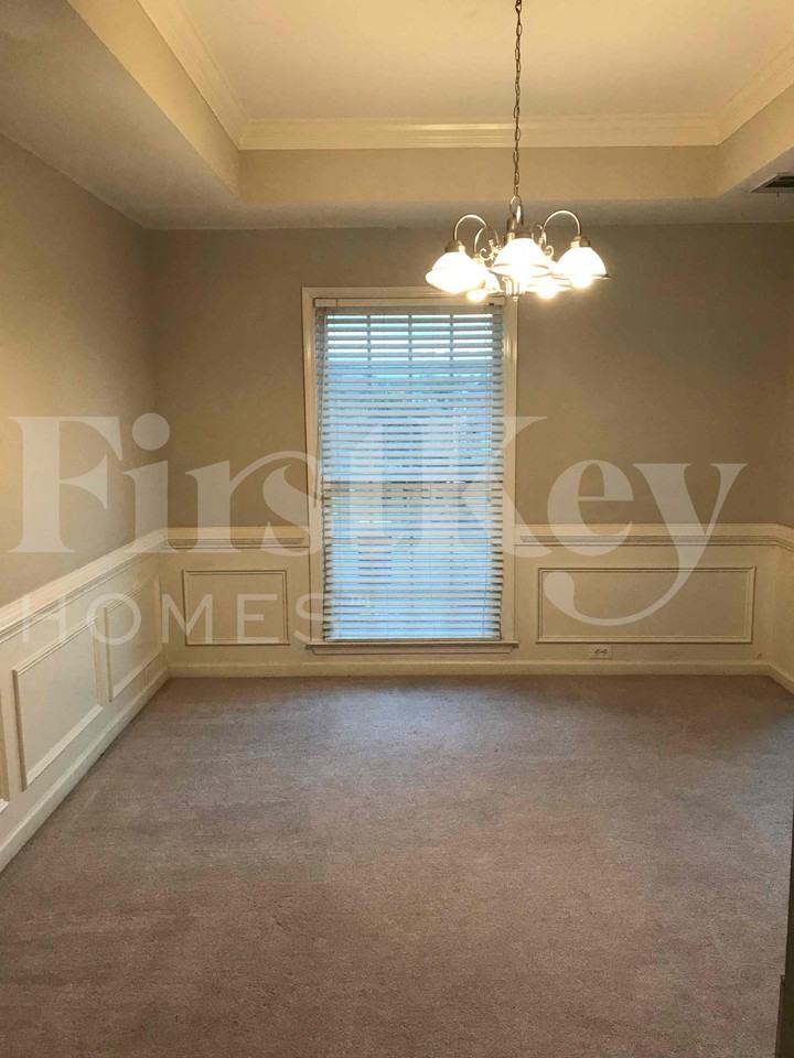 6287 Greenock Dr - Photo 3 of 20