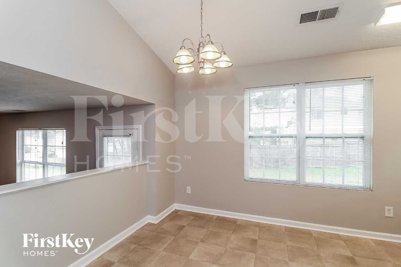 5629 Norman Ct - Photo 7 of 18