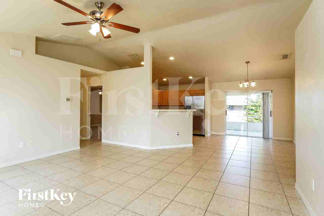 4302 12th St W - Photo 2 of 15