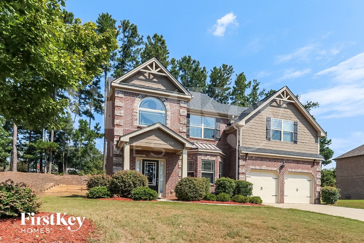 1969 Trinity Mill Dr - Photo 2 of 15