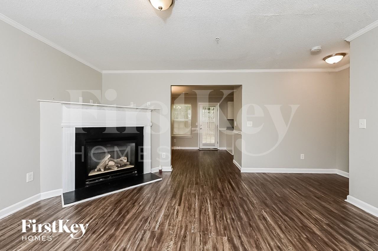 136 Watercress Ct - Photo 2 of 15