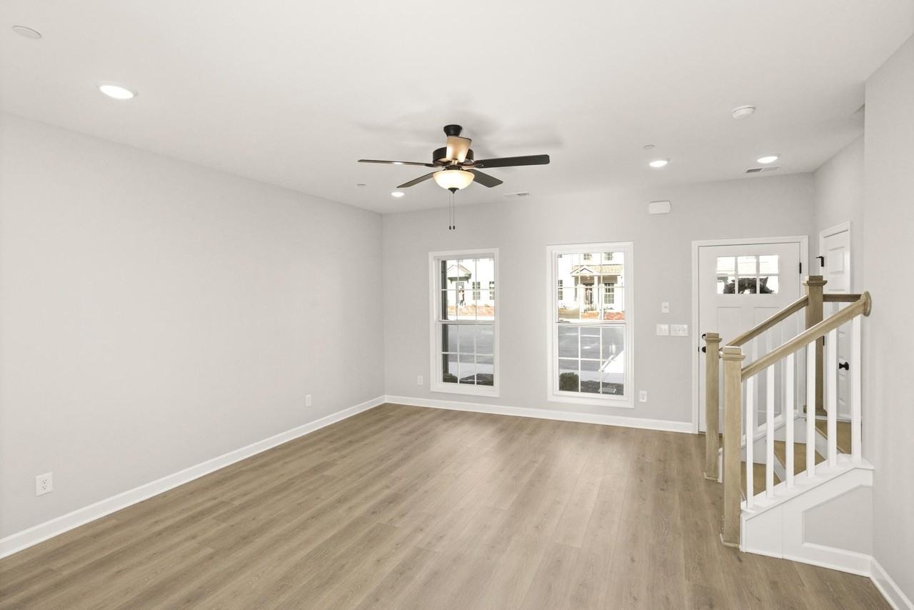 514 Tappan Pvt Ln - Photo 3 of 29