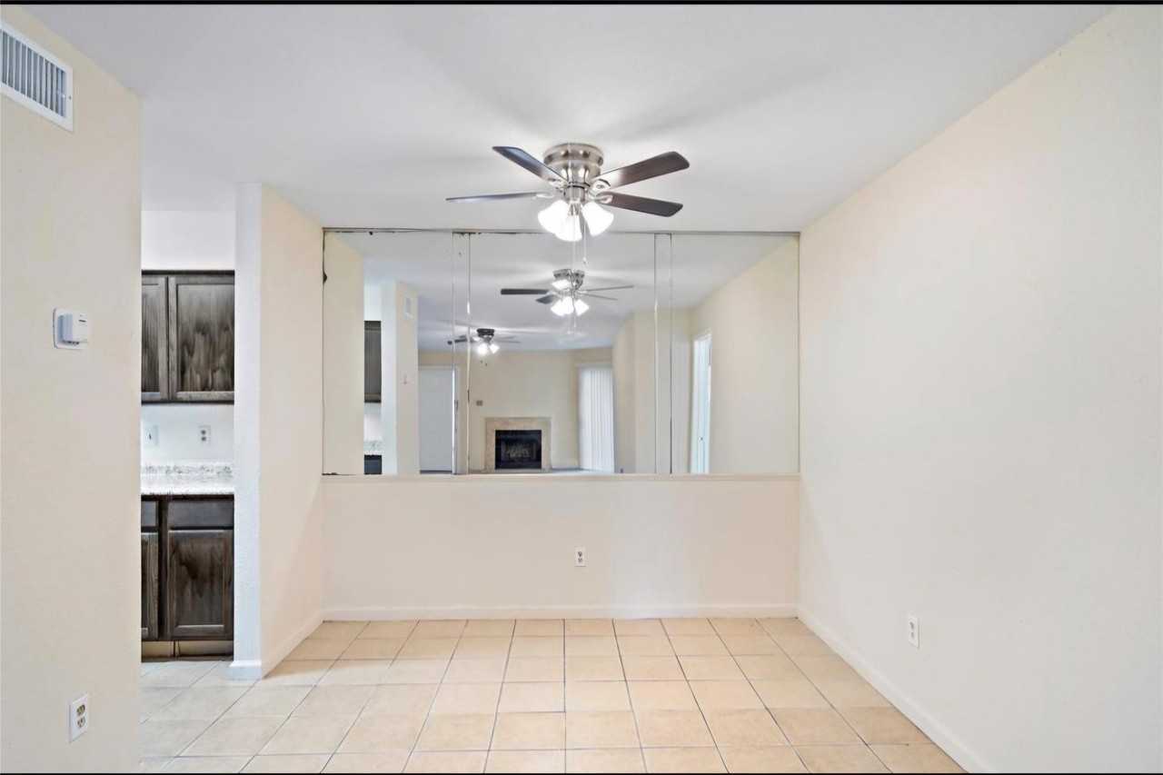 9797 Leawood Blvd Boulevard #203 - Photo 3 of 11