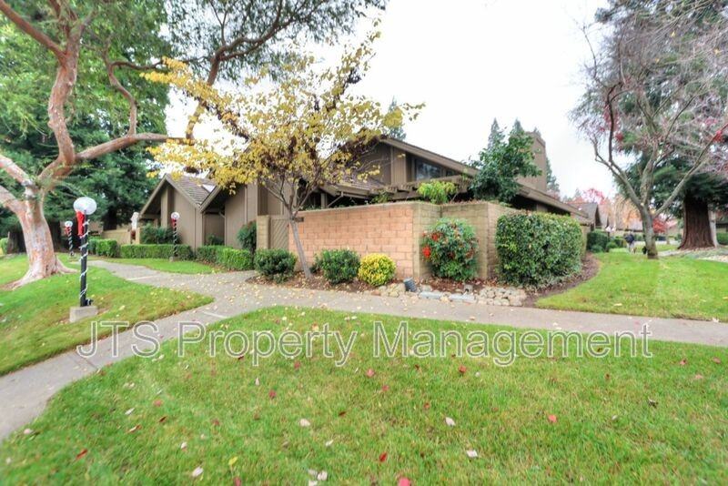 2010 Promontory Point Ln - Photo 5 of 50