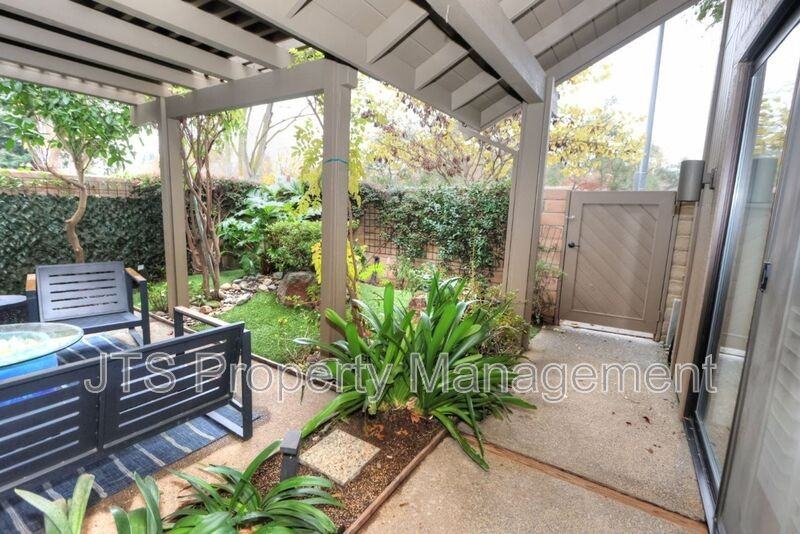 2010 Promontory Point Ln - Photo 7 of 50