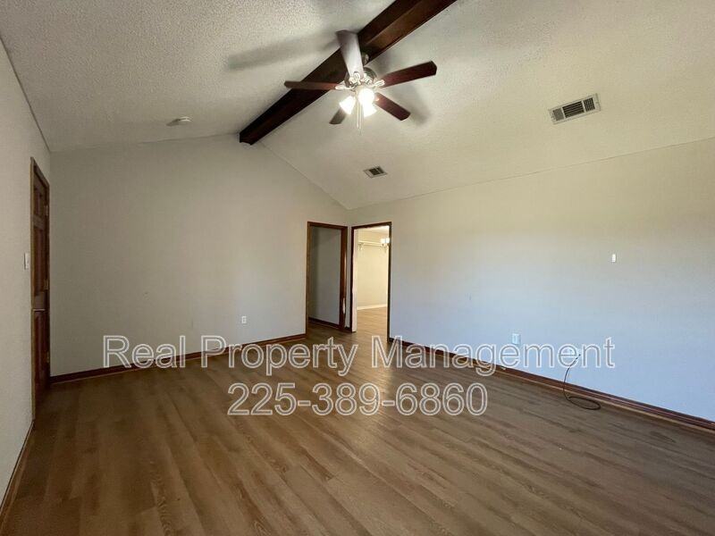 11350 Blanton Ave - Photo 6 of 24