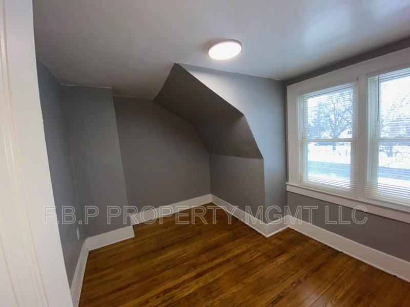 15041 Coram St - Photo 6 of 7