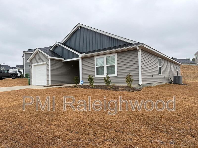 289 Greenbay St - Photo 2 of 22