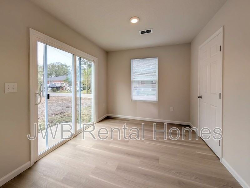 857 W Palm Ave - Photo 6 of 18