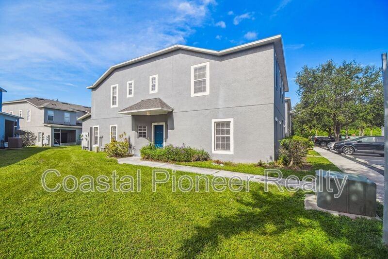 6723 Lake Camden Way - Photo 2 of 44