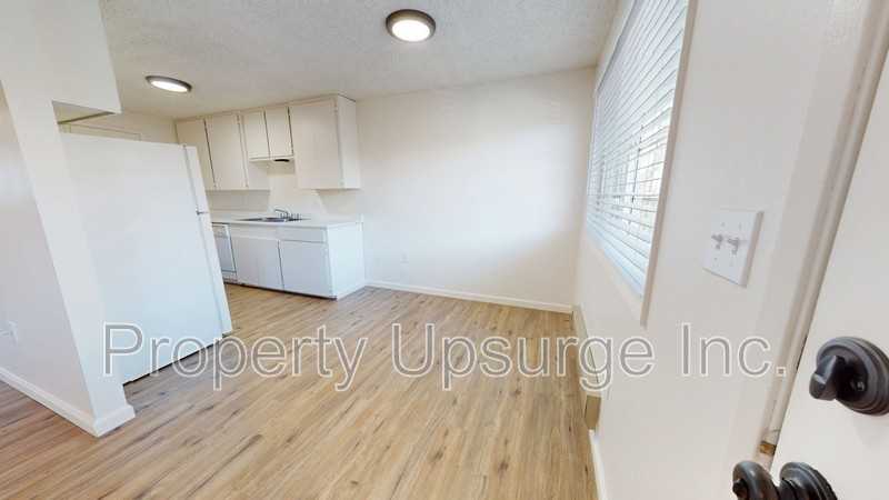 705 Kimball Rd #3 - Photo 4 of 10