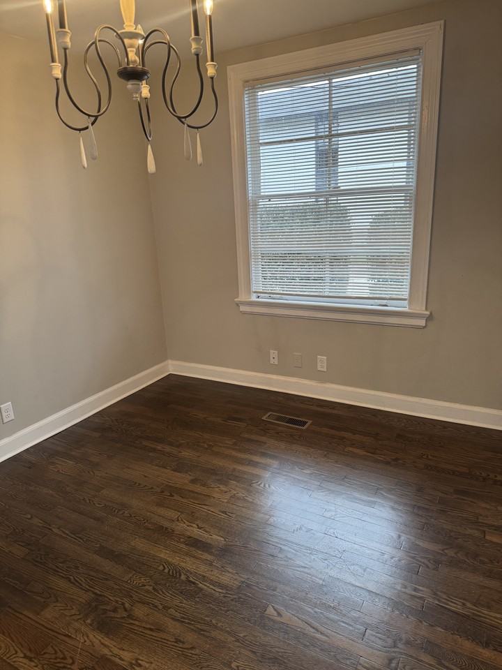 1121 16th Ave #1121 - Photo 5 of 16