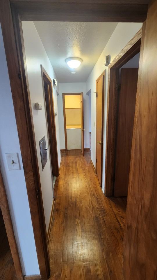 611 Gibbs Rd - Photo 5 of 12