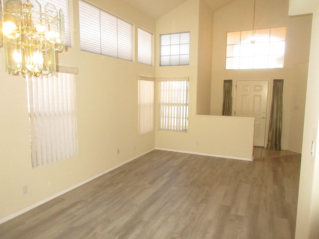 2111 Corte De Caballo Nw - Photo 7 of 50