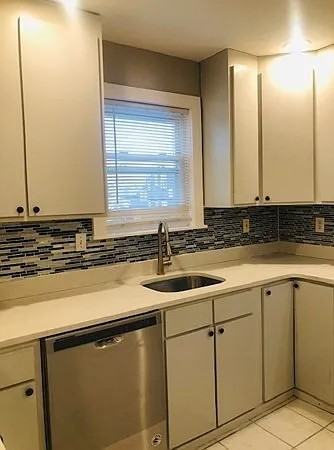 1 66R Stanley St #1 - Photo 4 of 12