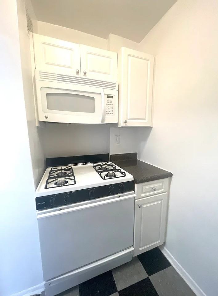 14477 41st Ave #226 - Photo 6 of 9