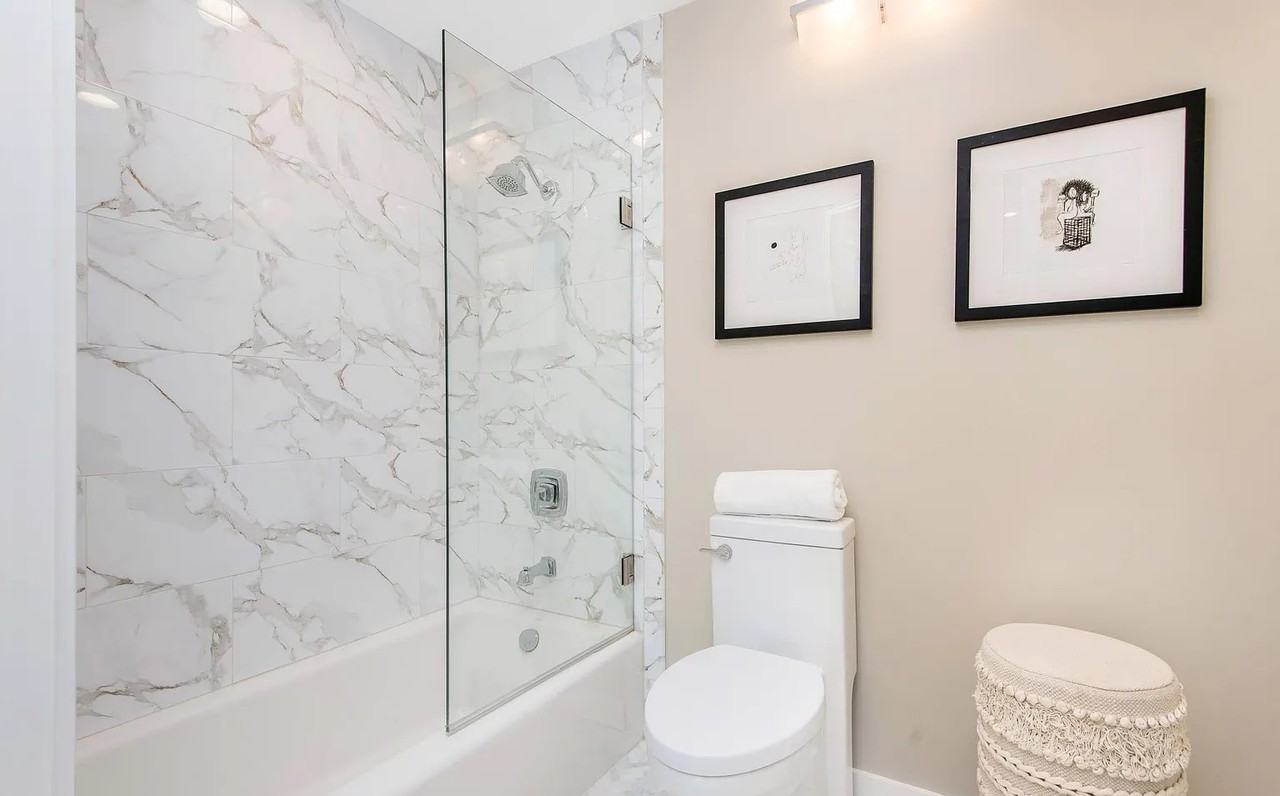 4630 Woodley Ave - Photo 2 of 8