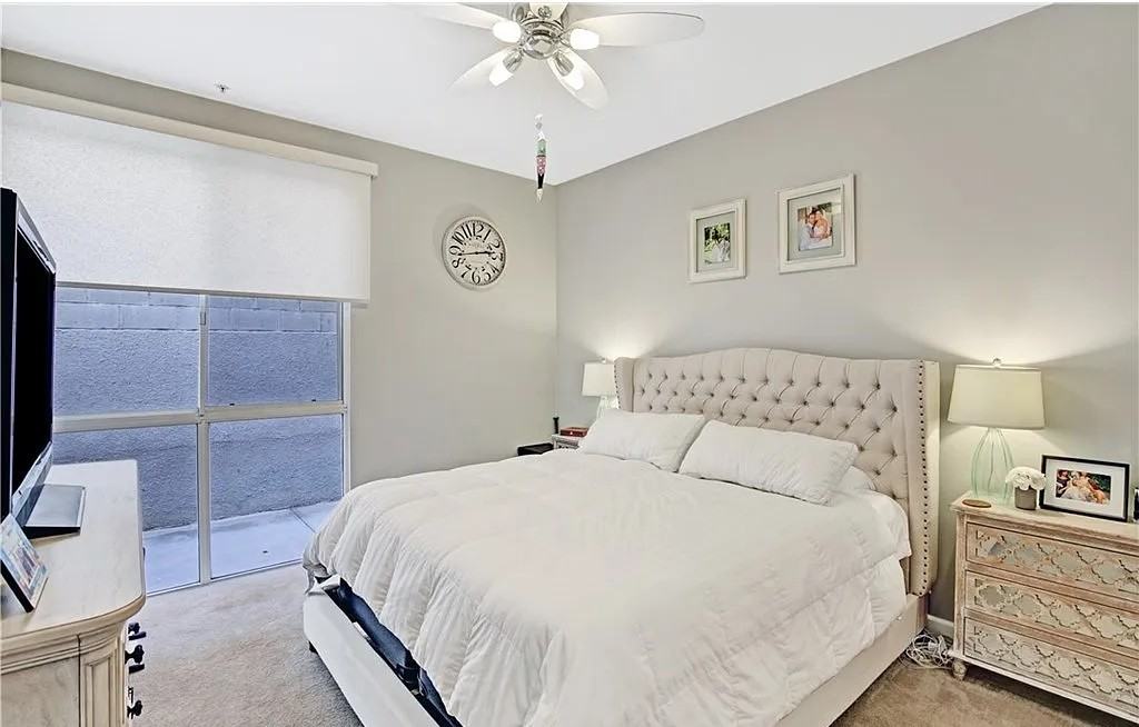 5151 Balboa Blvd - Photo 3 of 8