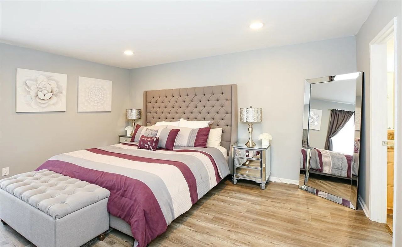 15030 Victory Blvd - Photo 5 of 10