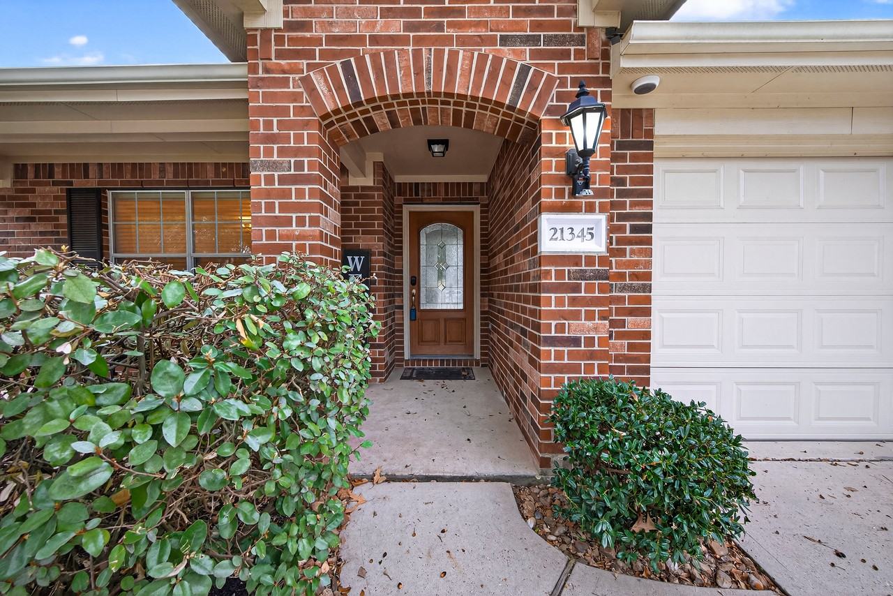 21345 Terreton Springs Dr - Photo 7 of 50