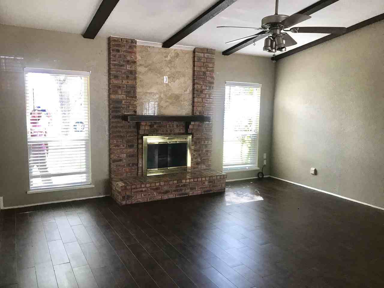 5144 Pruitt Dr - Photo 3 of 28